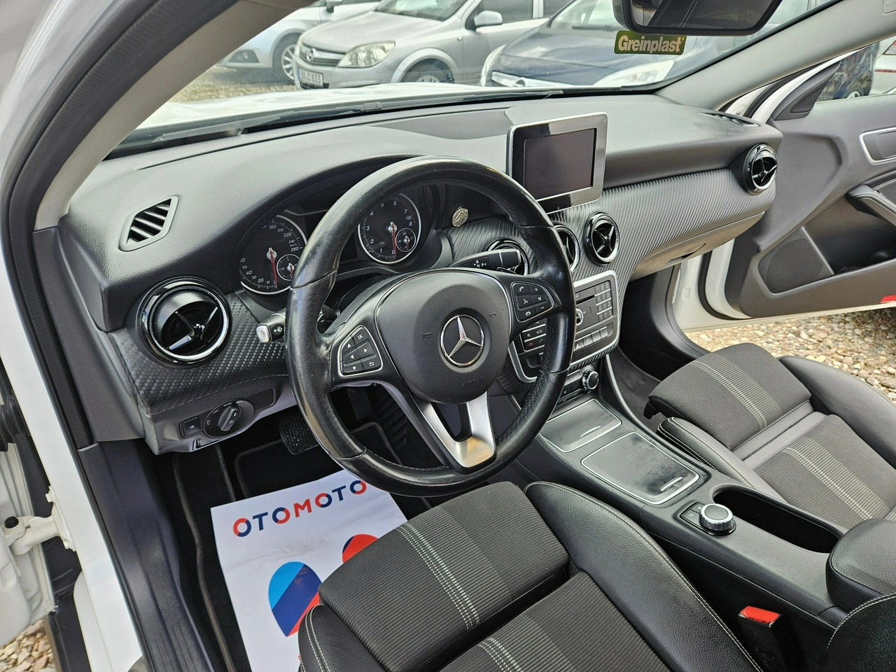 Mercedes GLA 180 - Zdjęcie 7