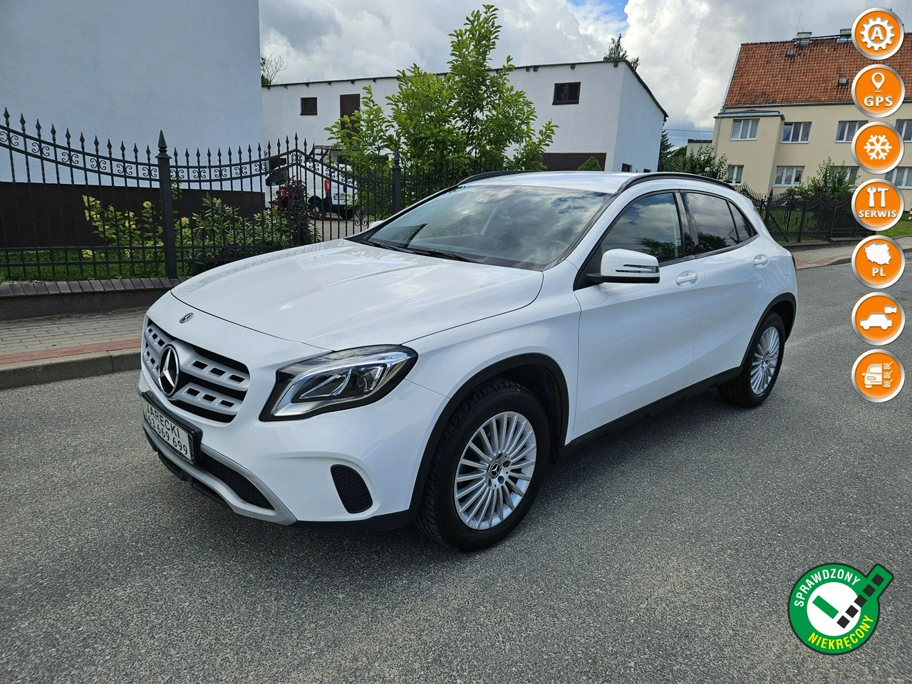 Mercedes GLA 180 - Główne zdjęcie