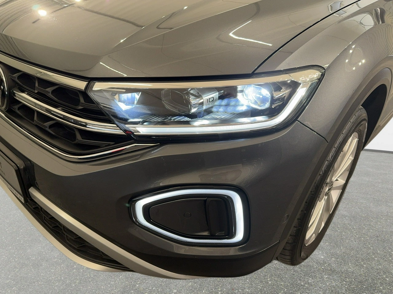 Volkswagen T-Roc - Zdjęcie 8