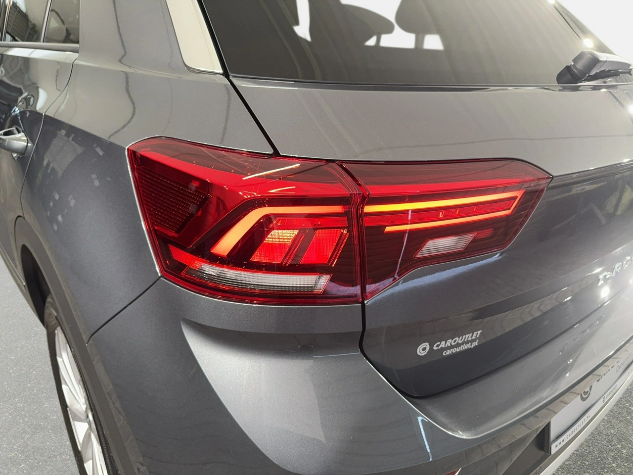 Volkswagen T-Roc - Zdjęcie 10