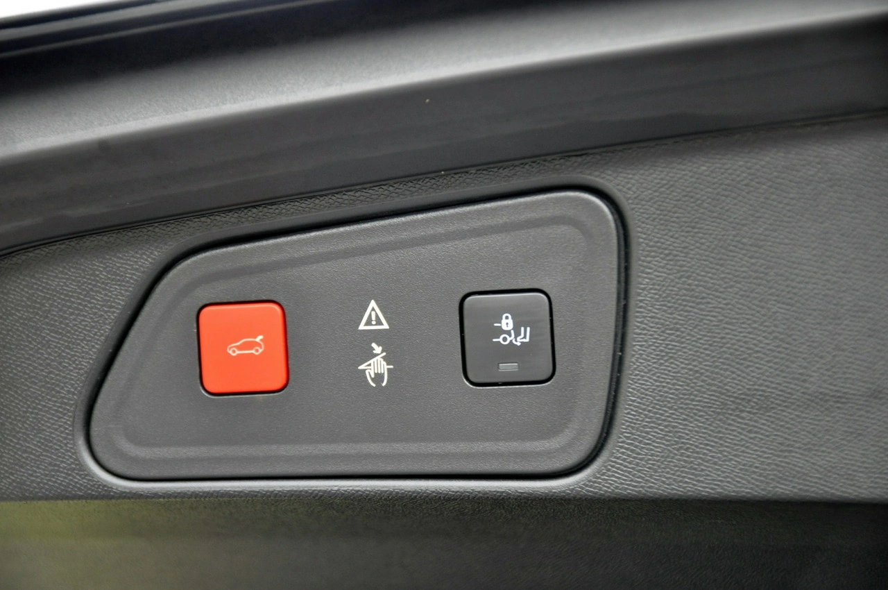 Peugeot 3008 - Zdjęcie 37