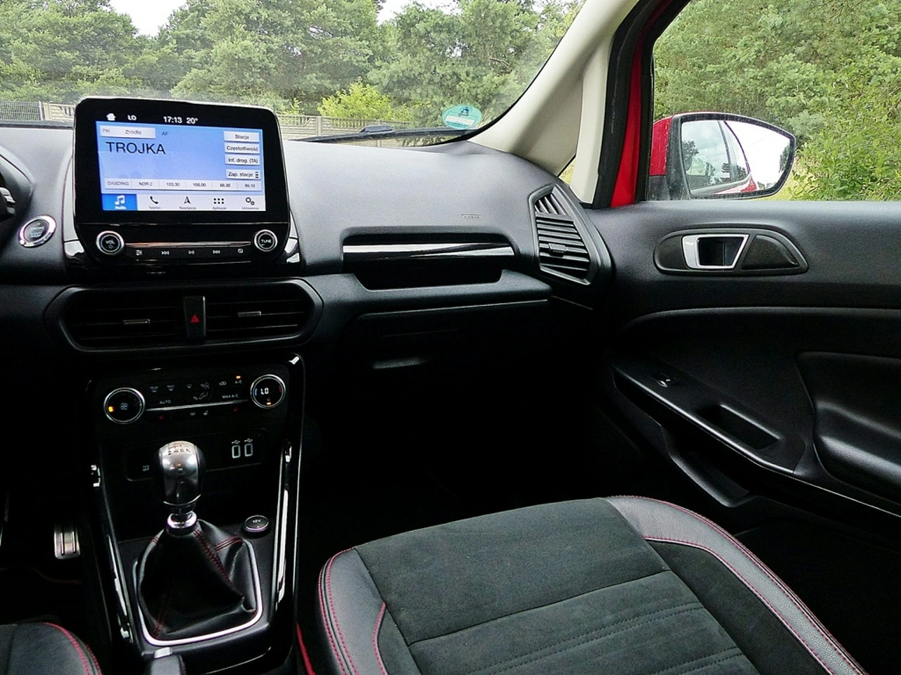 Ford EcoSport - Zdjęcie 32