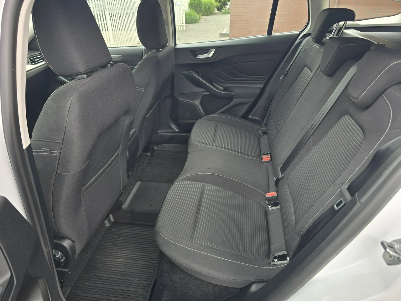 Ford Focus - Zdjęcie 13