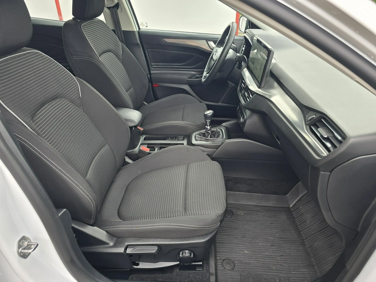 Ford Focus - Zdjęcie 15