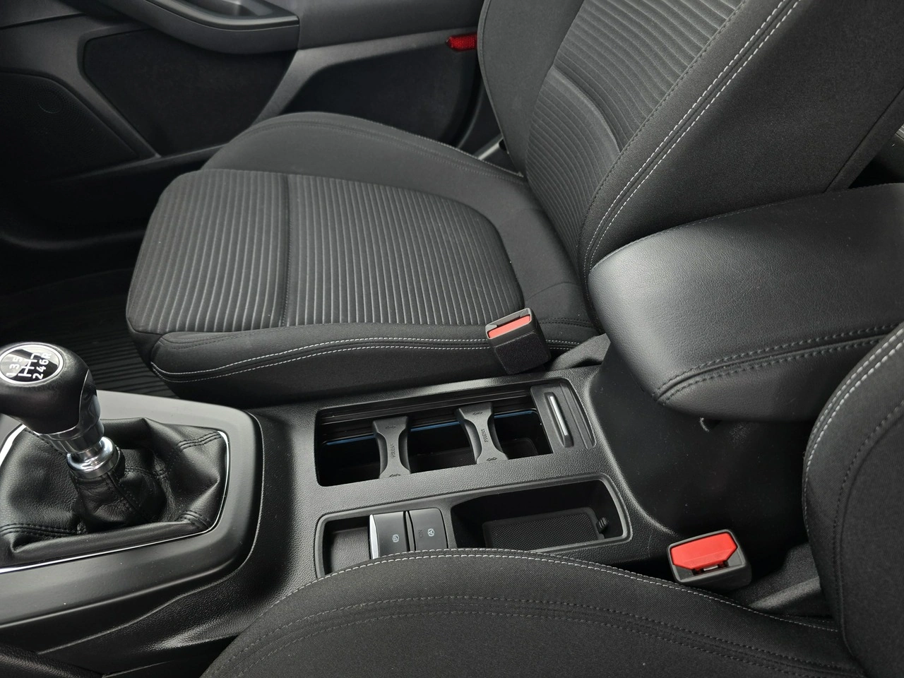 Ford Focus - Zdjęcie 20