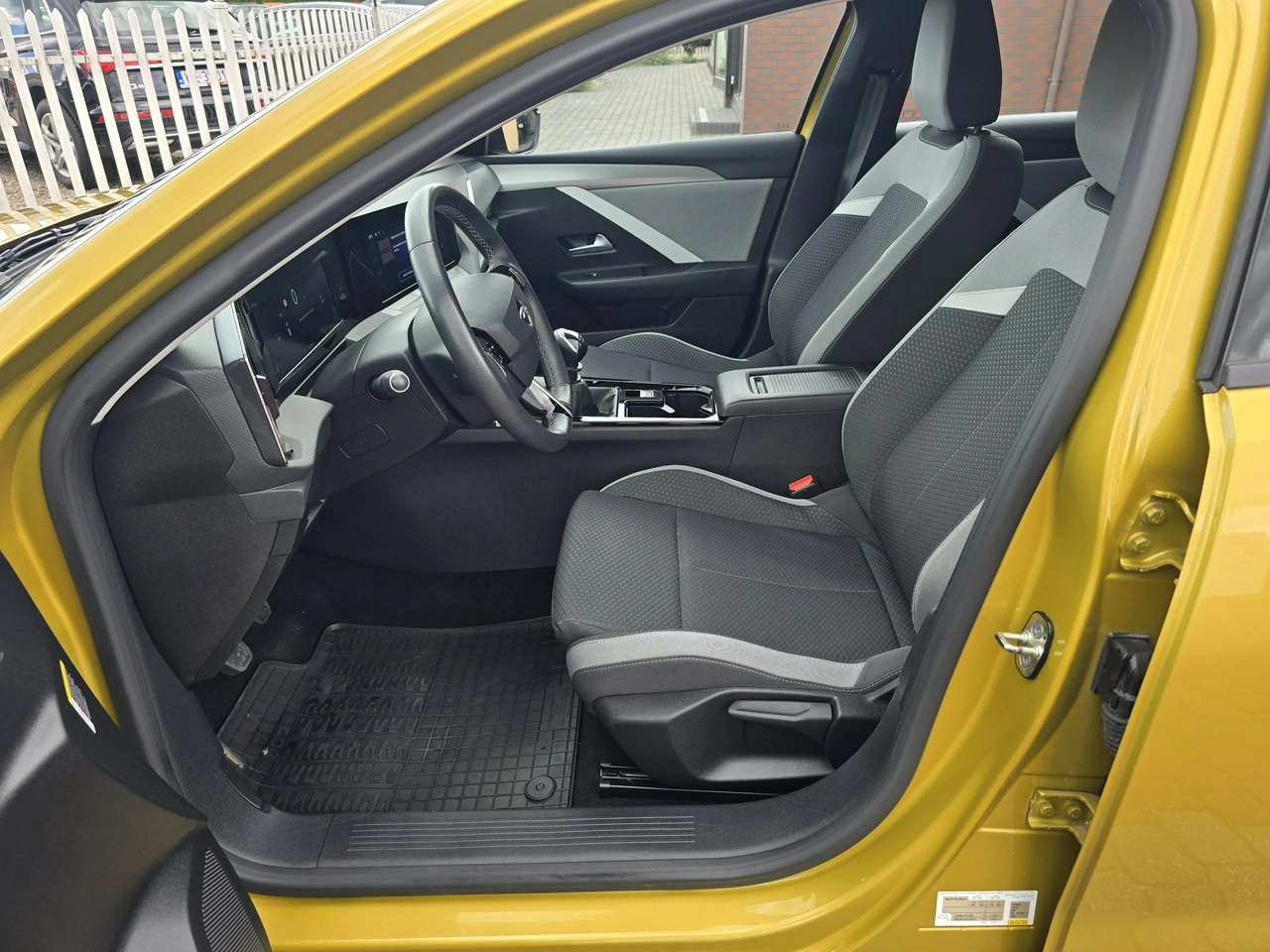 Opel Astra - Zdjęcie 11