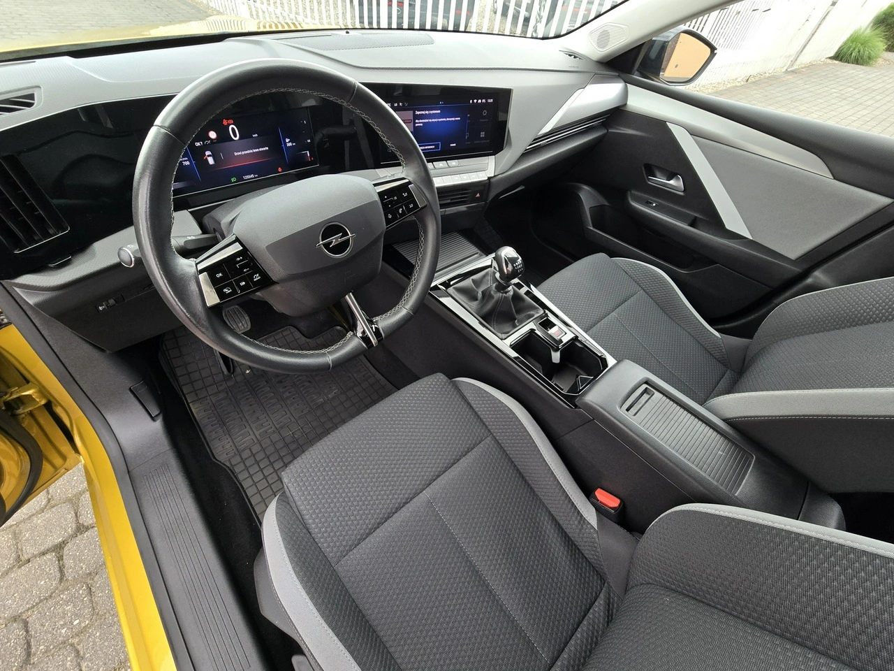 Opel Astra - Zdjęcie 12