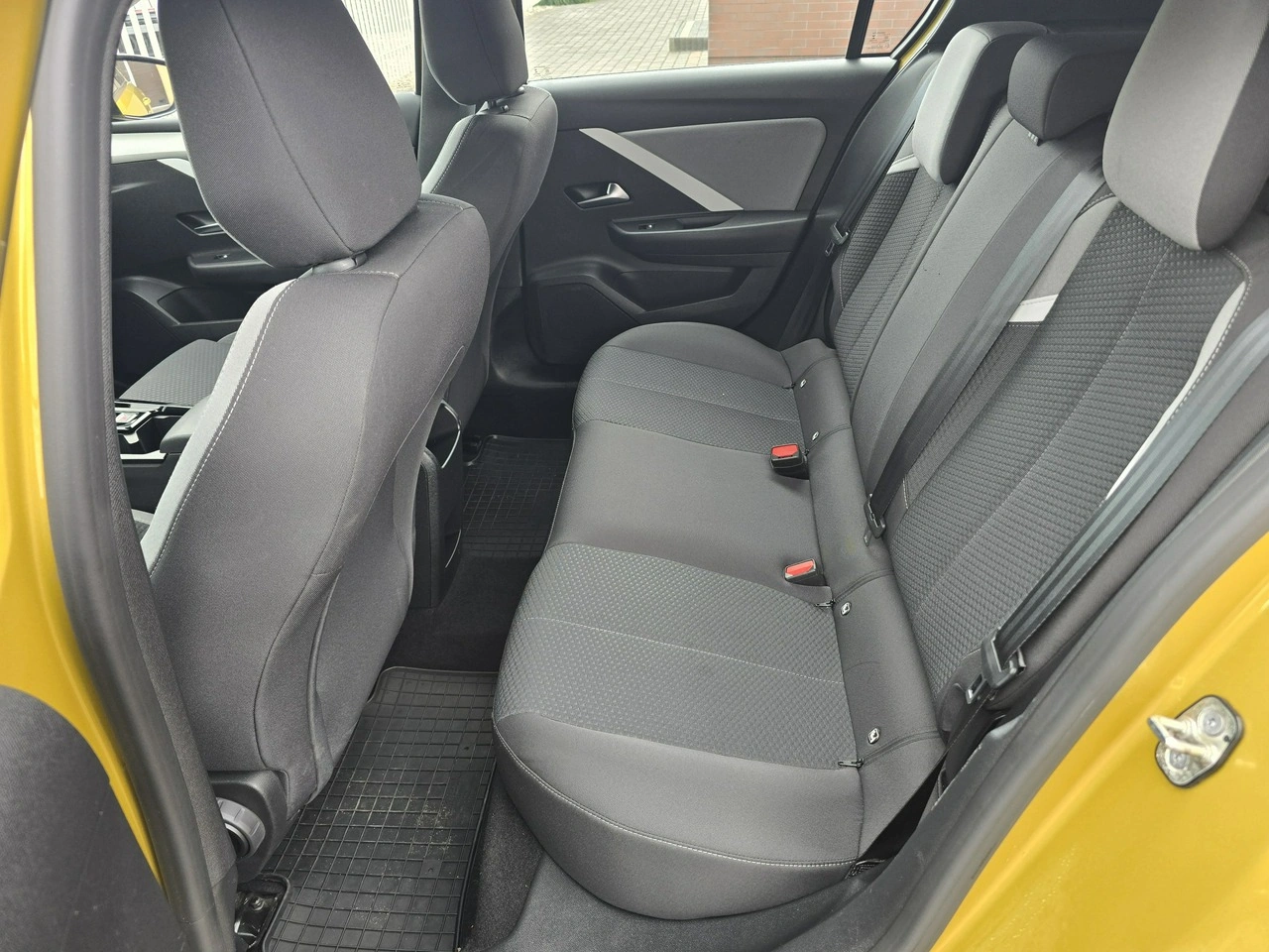 Opel Astra - Zdjęcie 14