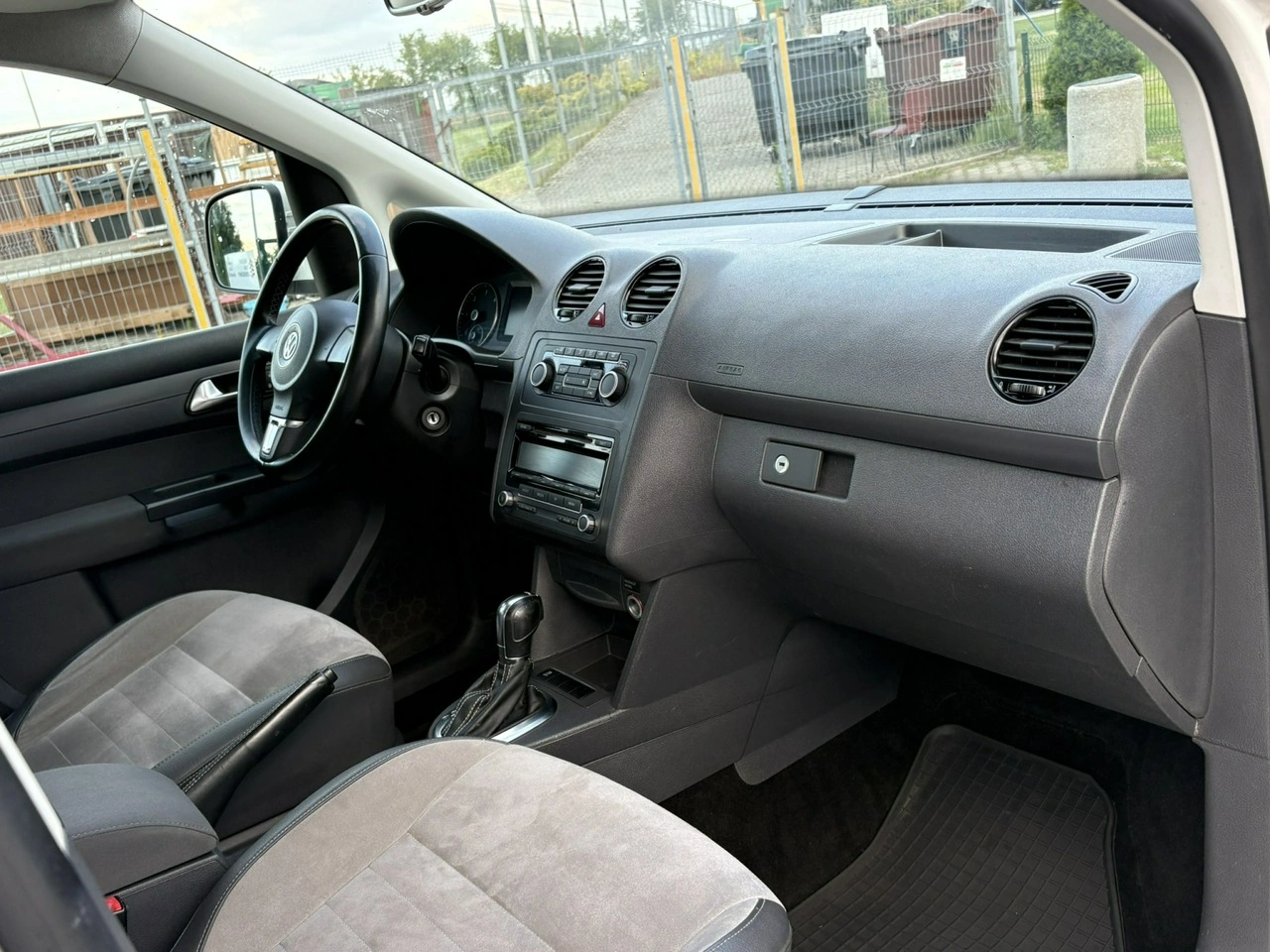 Volkswagen Caddy - Zdjęcie 13