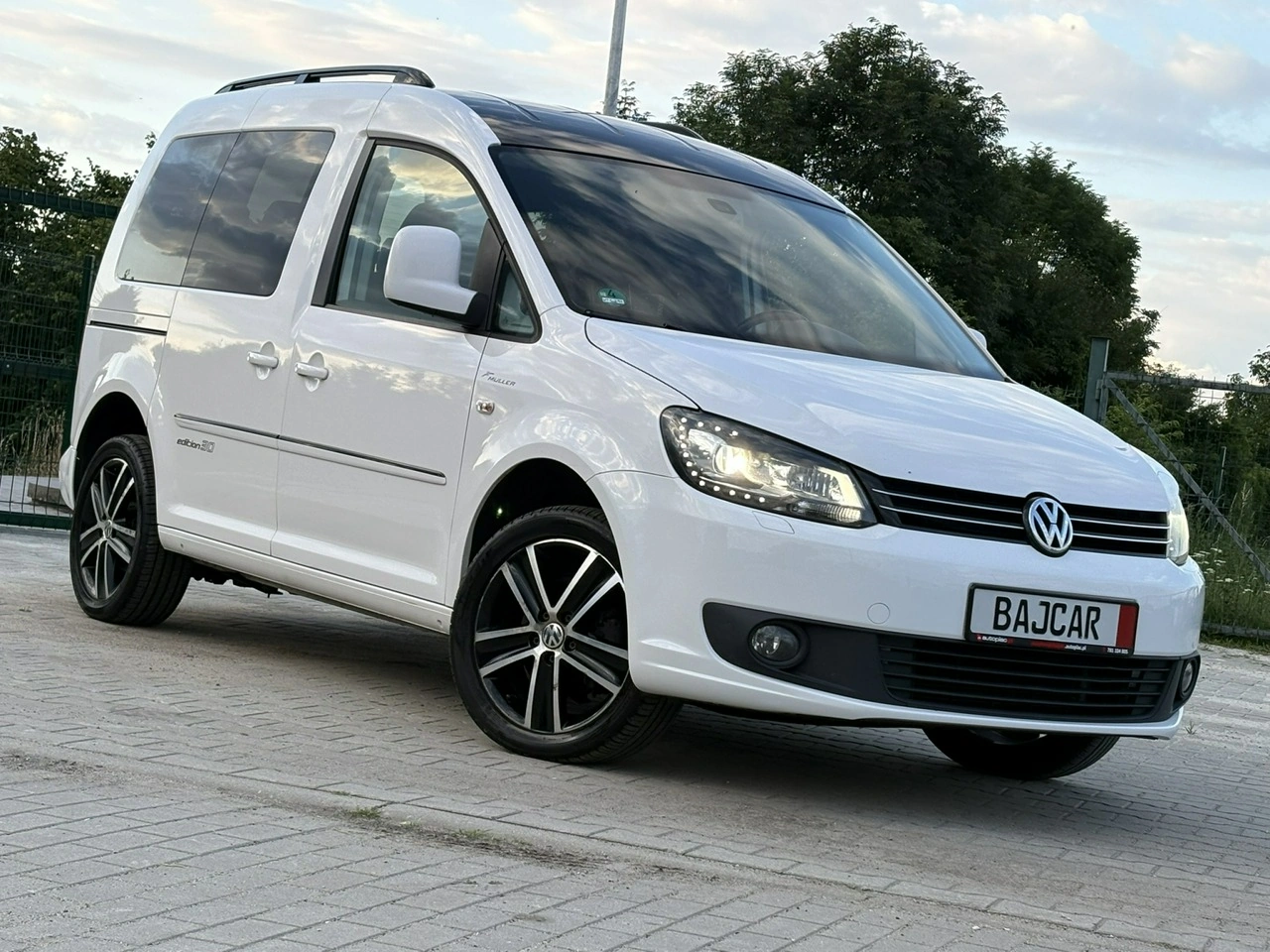Volkswagen Caddy - Zdjęcie 1