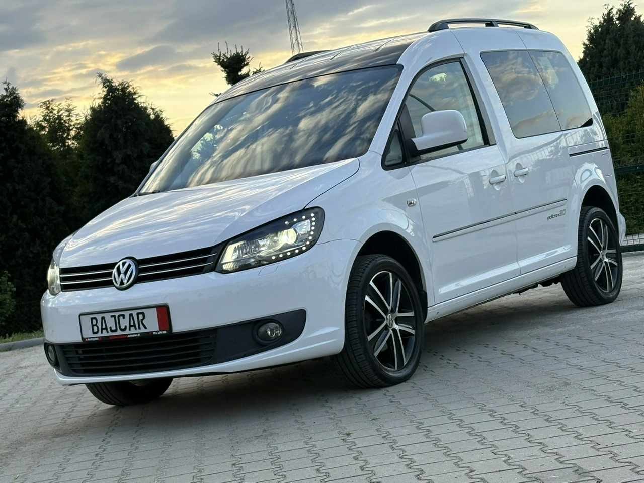 Volkswagen Caddy - Zdjęcie 2