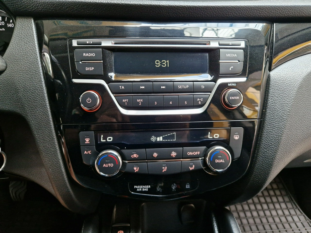 Nissan Qashqai - Zdjęcie 12