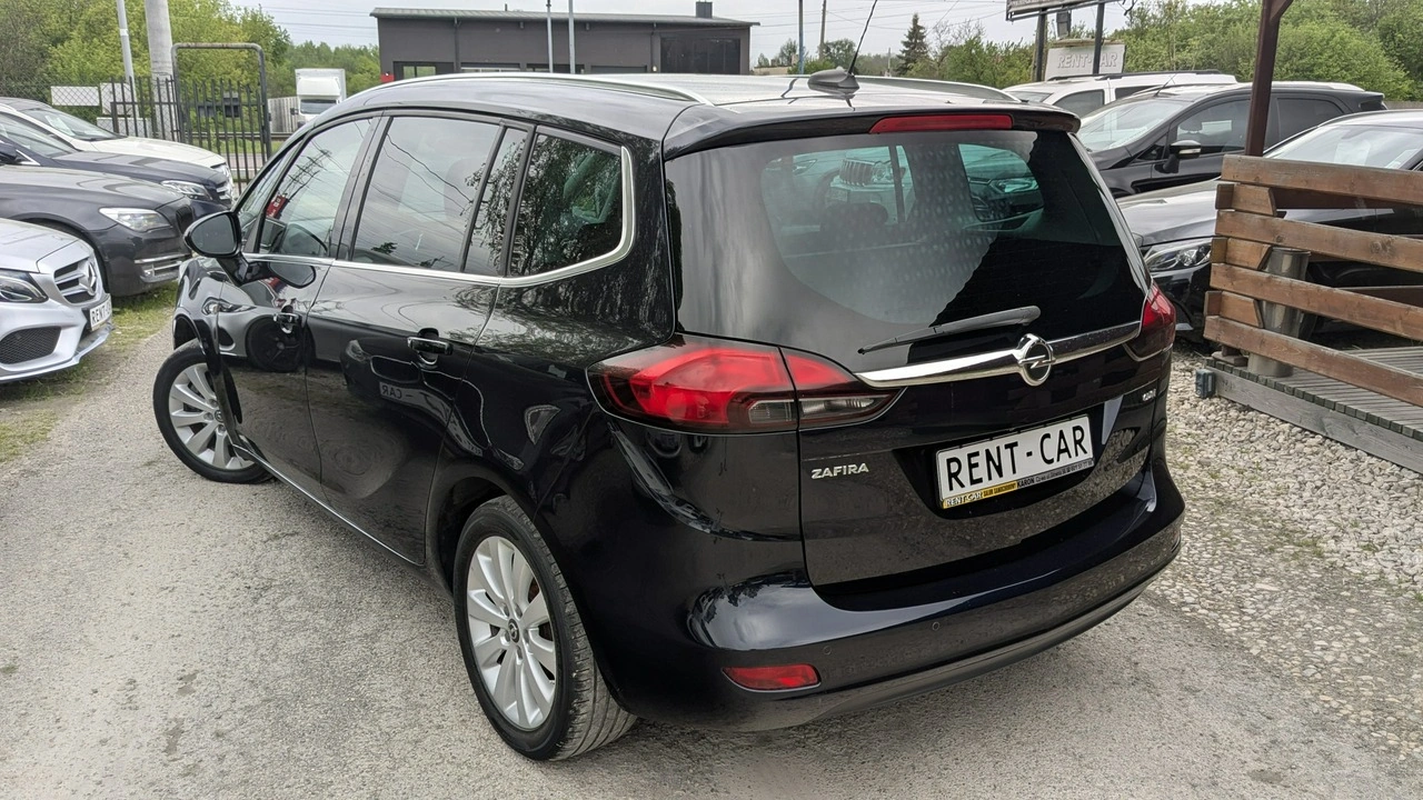Opel Zafira - Zdjęcie 9