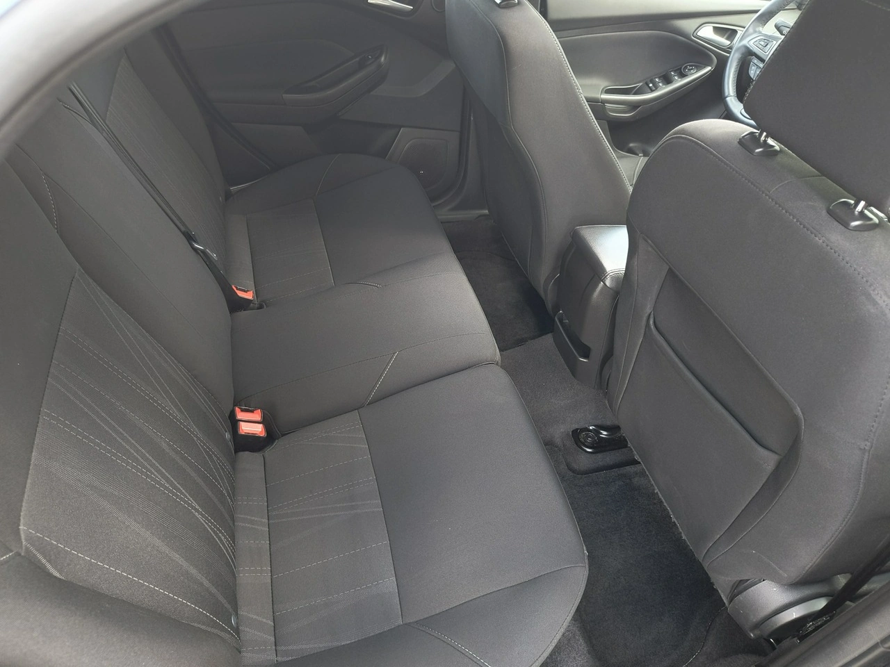 Ford Focus - Zdjęcie 15