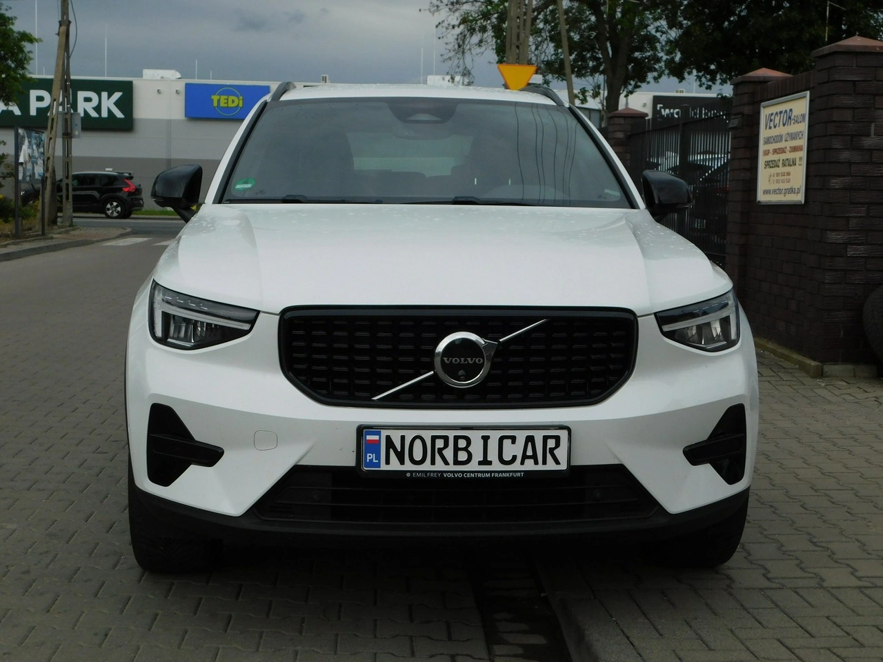 Volvo XC 40 - Zdjęcie 2