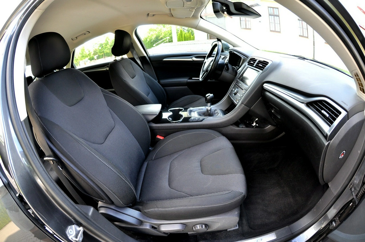 Ford Mondeo - Zdjęcie 7