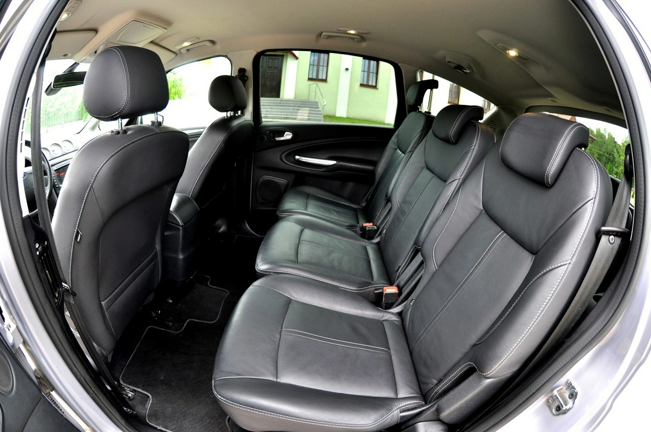 Ford S-Max - Zdjęcie 11