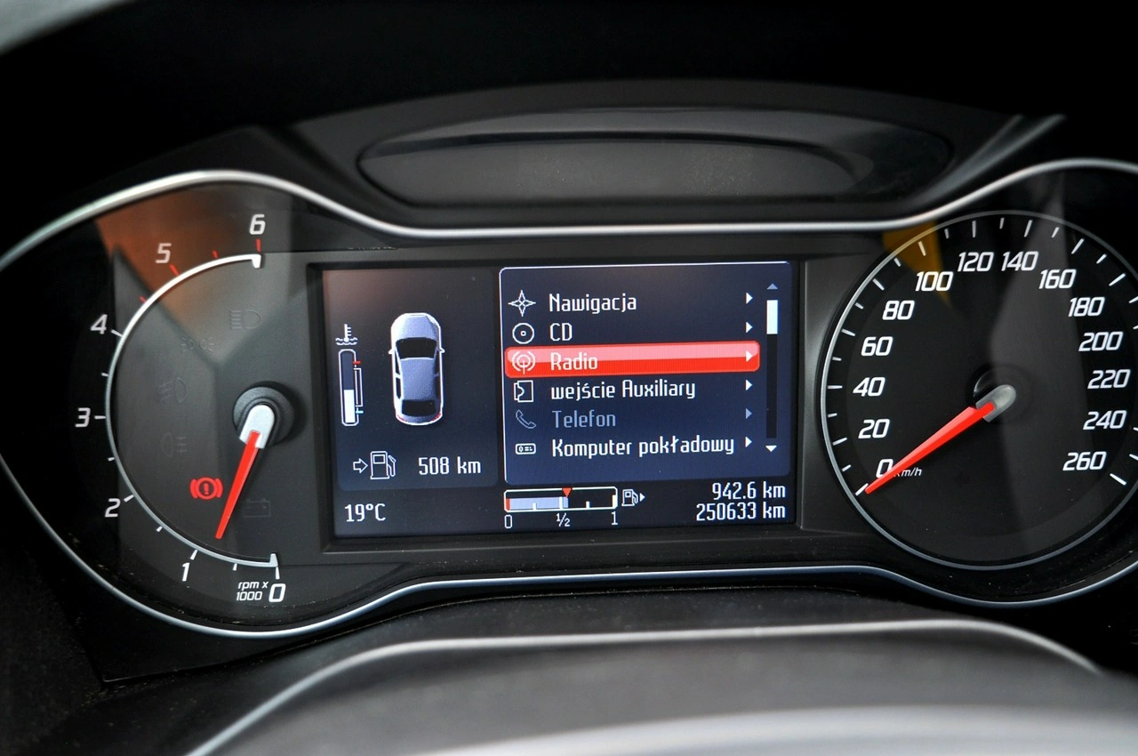 Ford S-Max - Zdjęcie 18