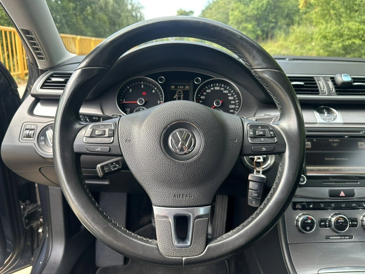 Volkswagen Passat - Zdjęcie 9
