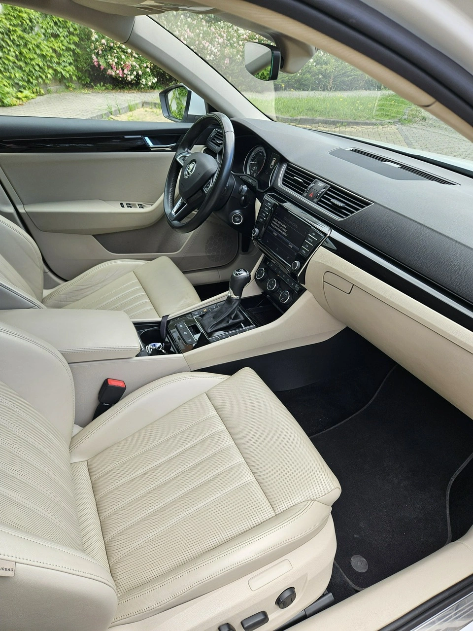 Skoda Superb - Zdjęcie 10