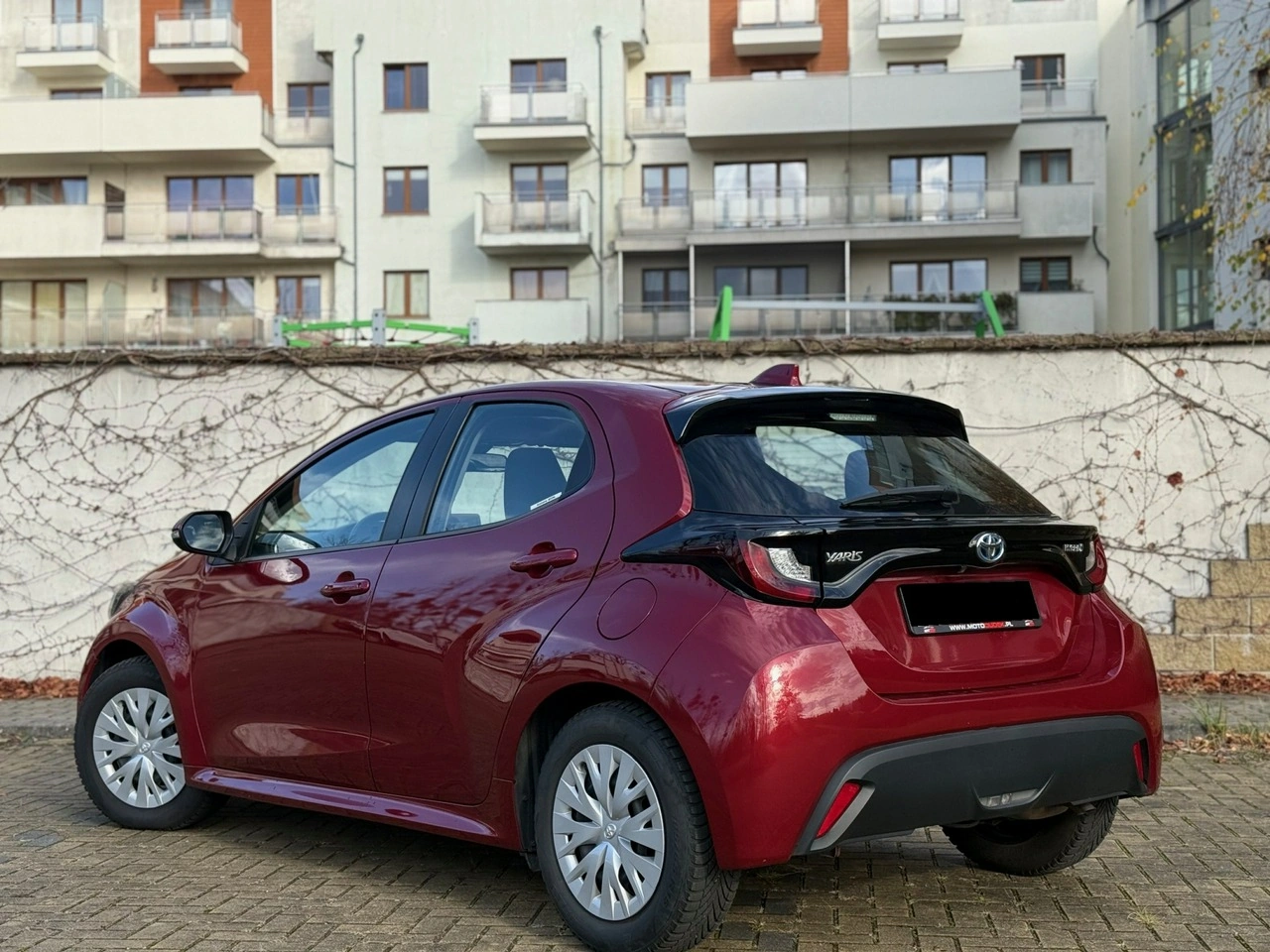 Toyota Yaris - Zdjęcie 2