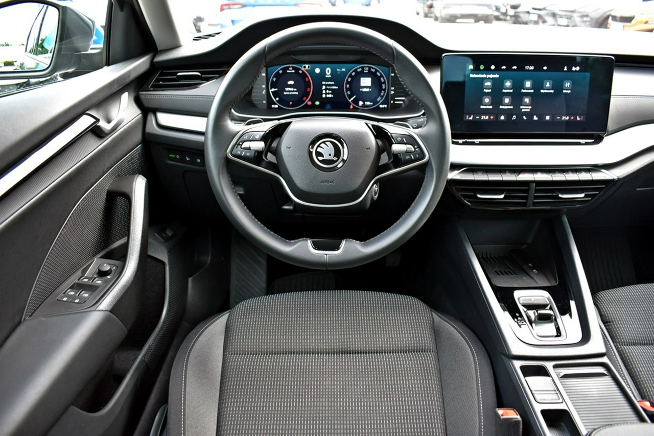 Skoda Octavia - Zdjęcie 13