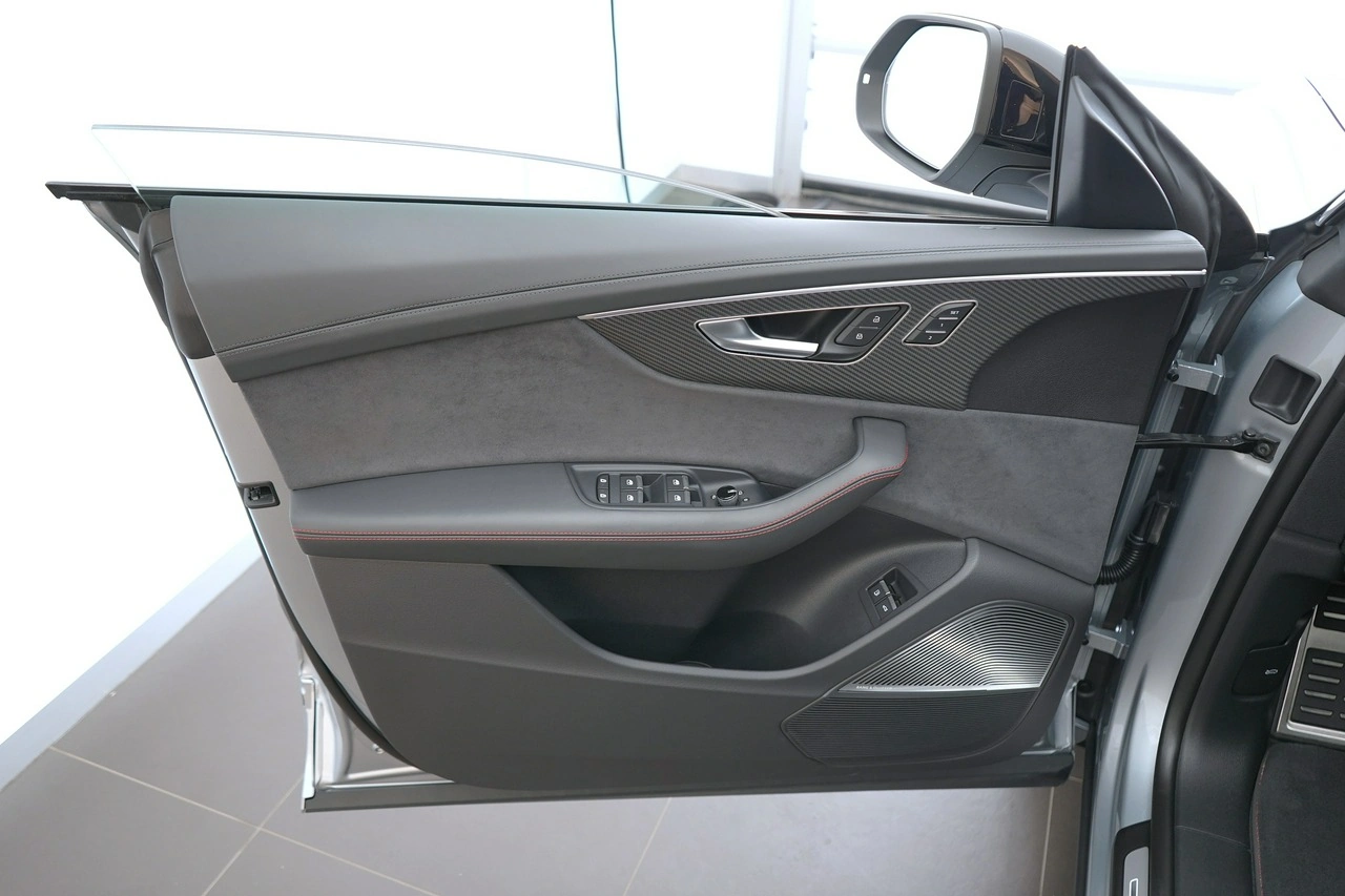 Audi Q8 - Zdjęcie 12