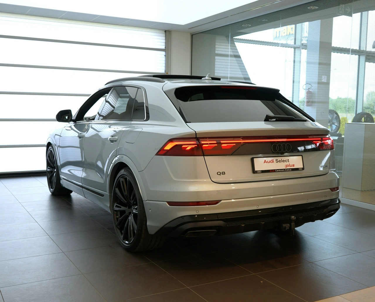 Audi Q8 - Zdjęcie 1