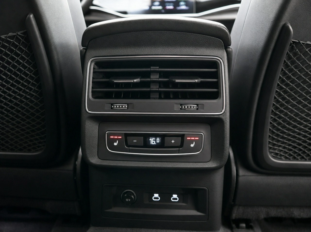 Audi Q8 - Zdjęcie 32