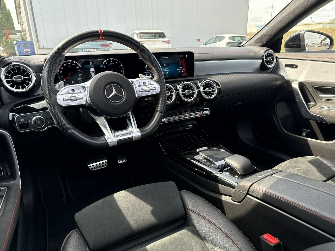 Mercedes CLA 35 AMG - Zdjęcie 13