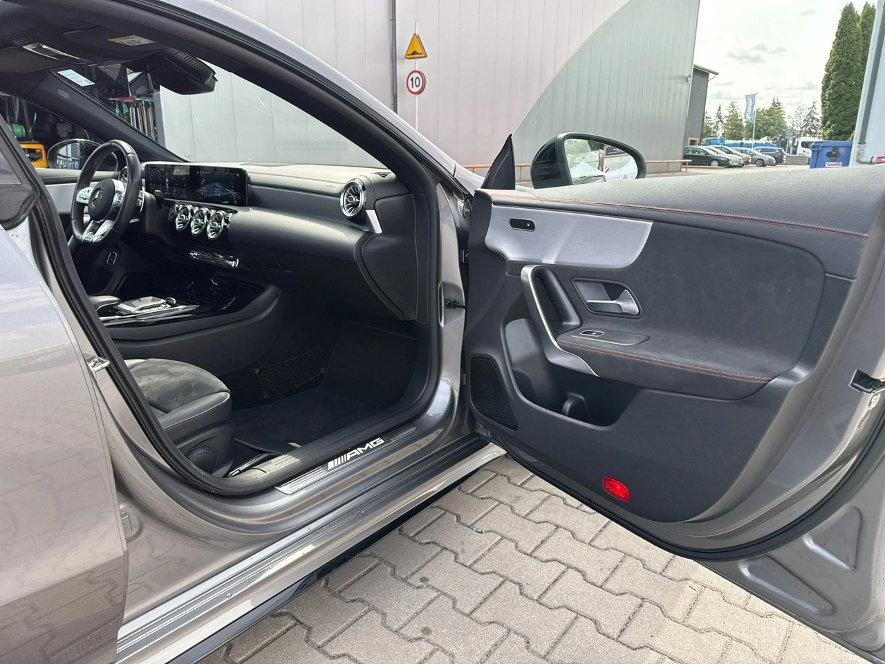 Mercedes CLA 35 AMG - Zdjęcie 18