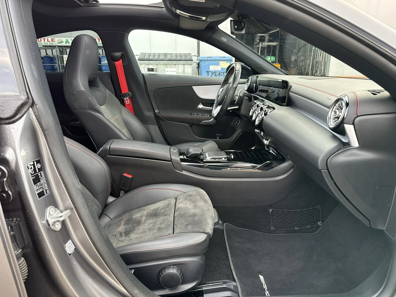 Mercedes CLA 35 AMG - Zdjęcie 19