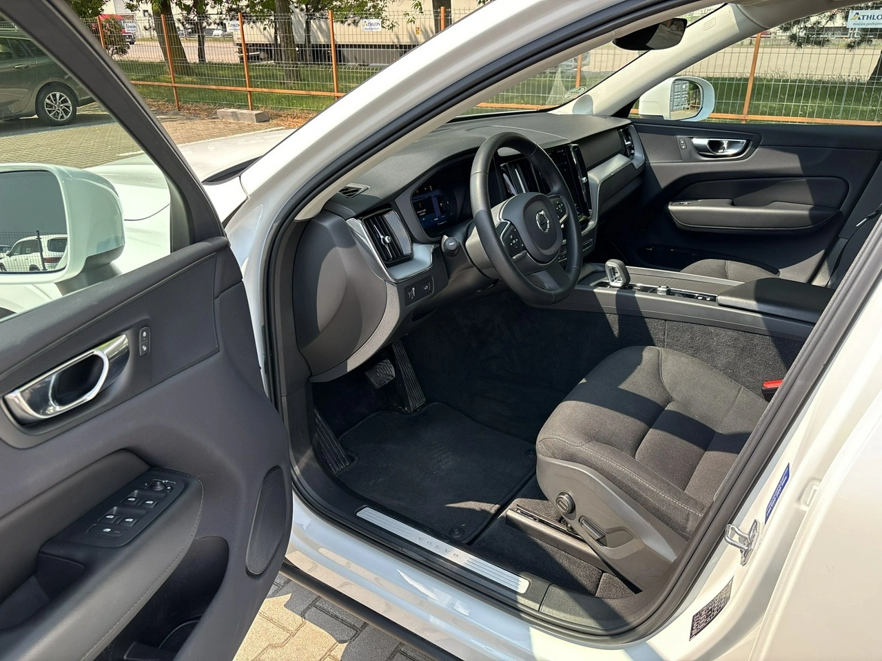 Volvo XC 60 - Zdjęcie 10