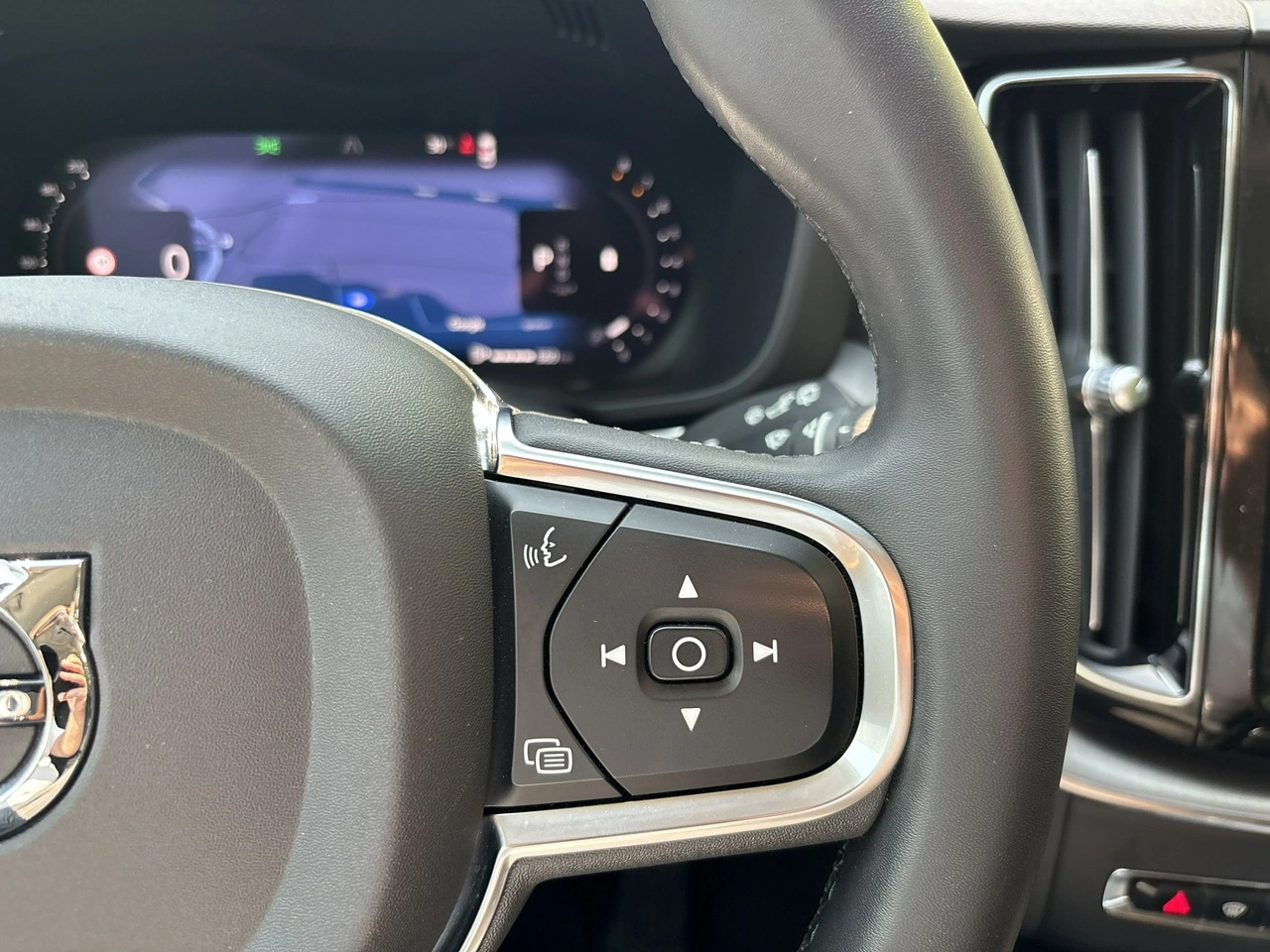 Volvo XC 60 - Zdjęcie 26