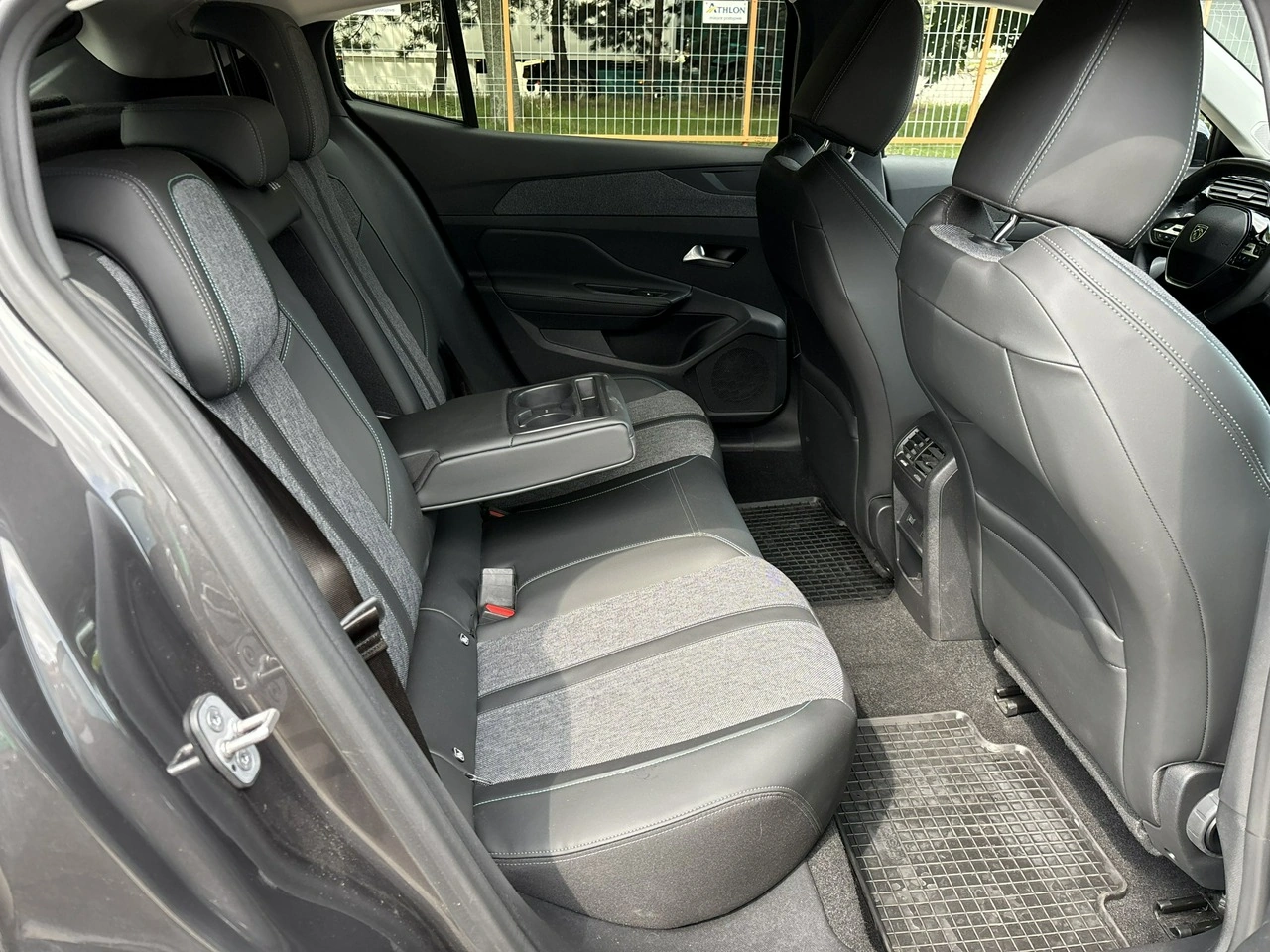 Peugeot 408 - Zdjęcie 16