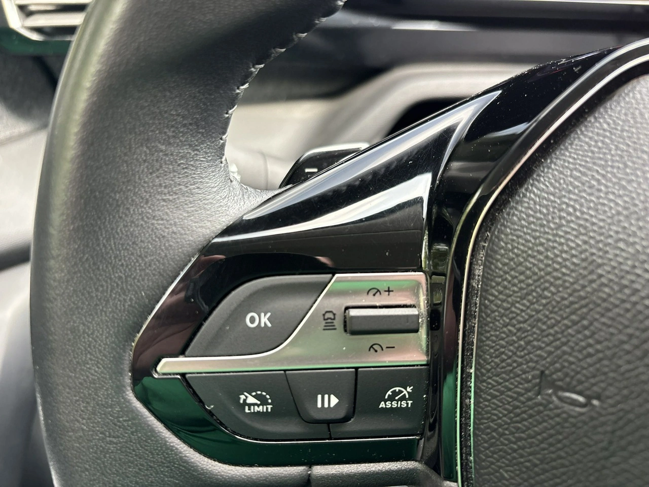 Peugeot 408 - Zdjęcie 25