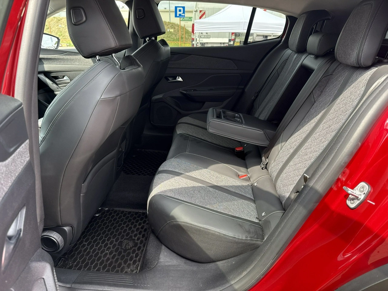 Peugeot 408 - Zdjęcie 14