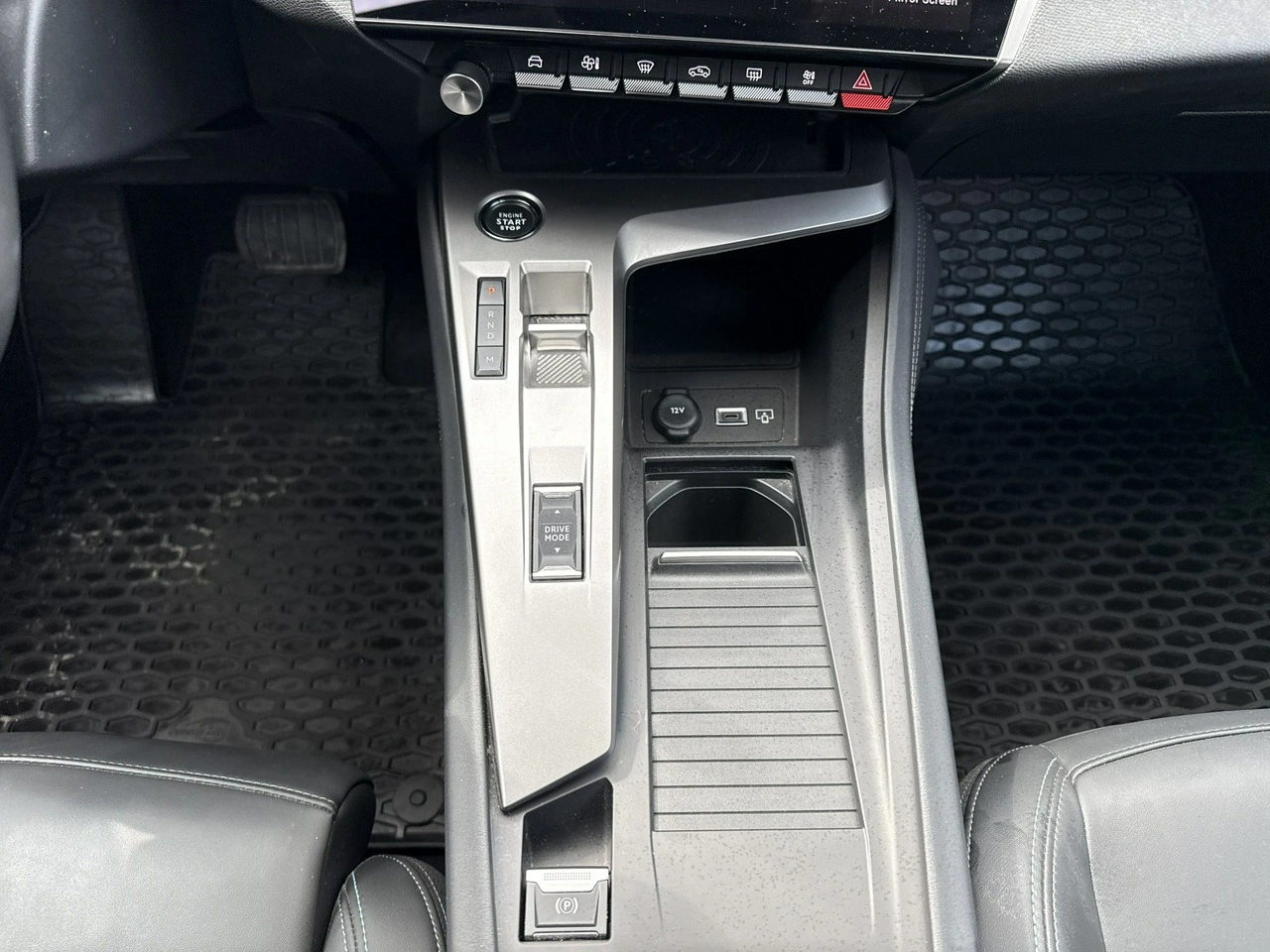 Peugeot 408 - Zdjęcie 24