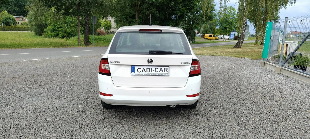 Skoda Fabia - Zdjęcie 4