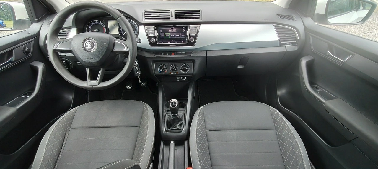 Skoda Fabia - Zdjęcie 7