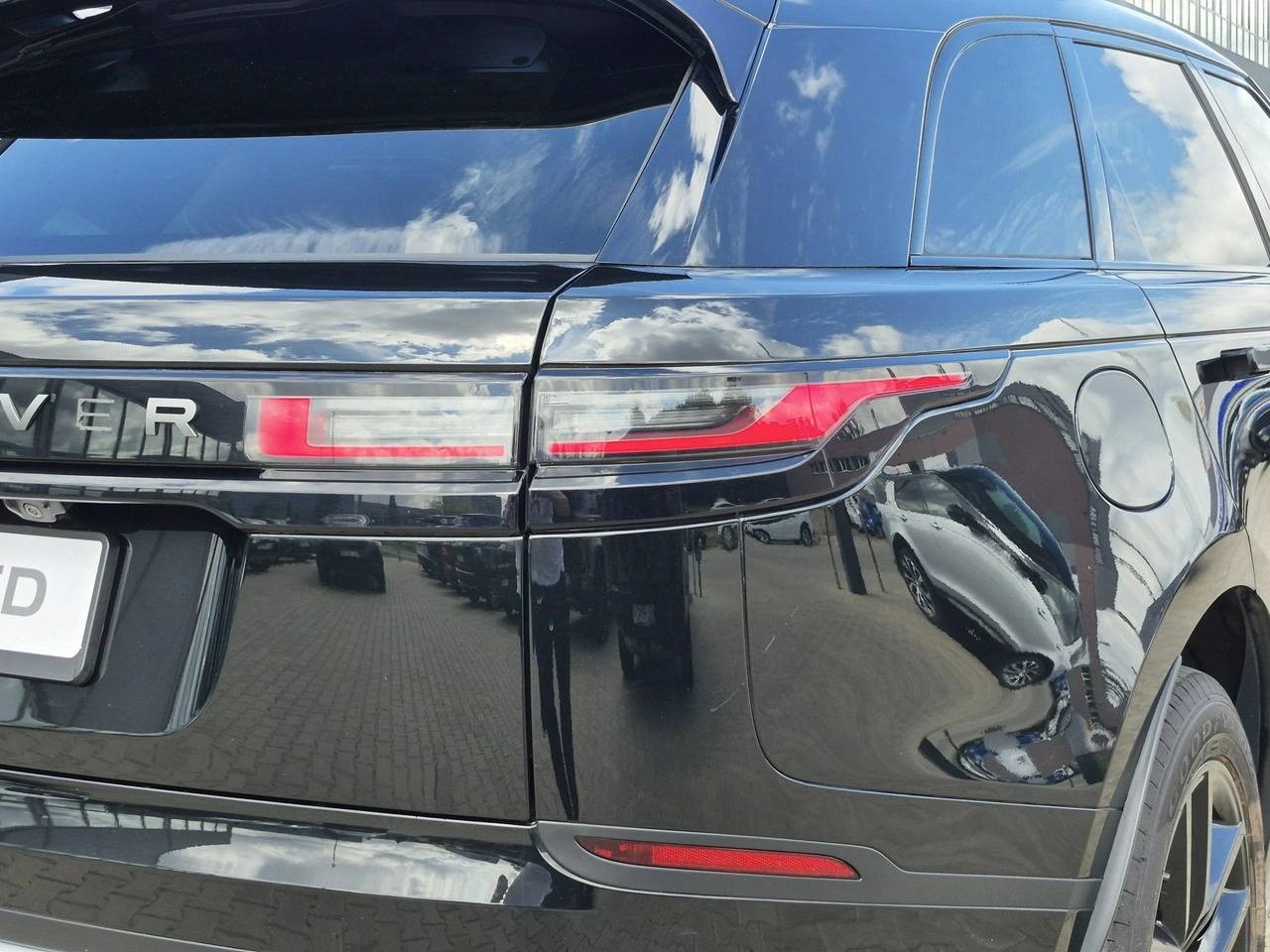 Land Rover Range Rover Velar - Zdjęcie 15