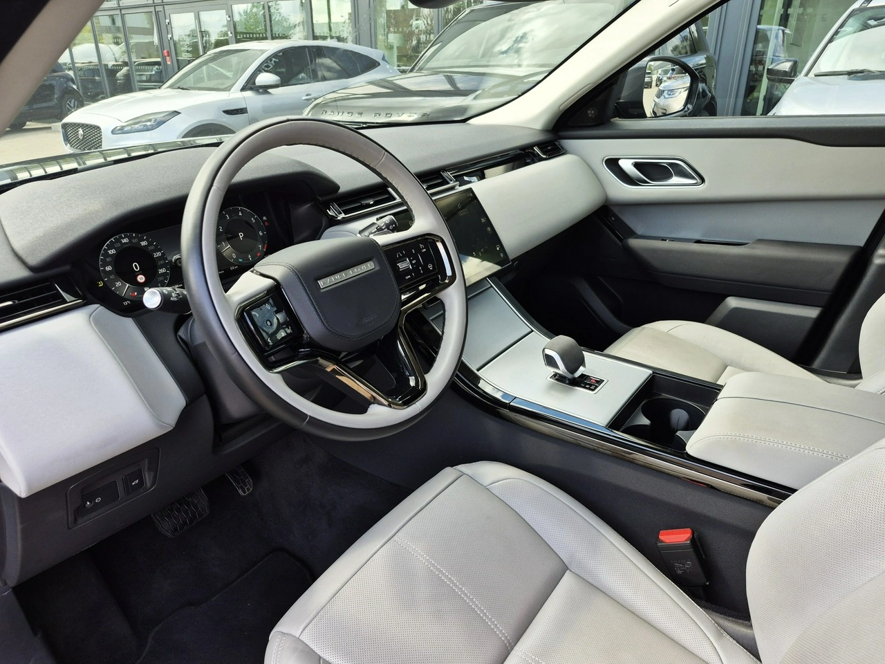 Land Rover Range Rover Velar - Zdjęcie 21