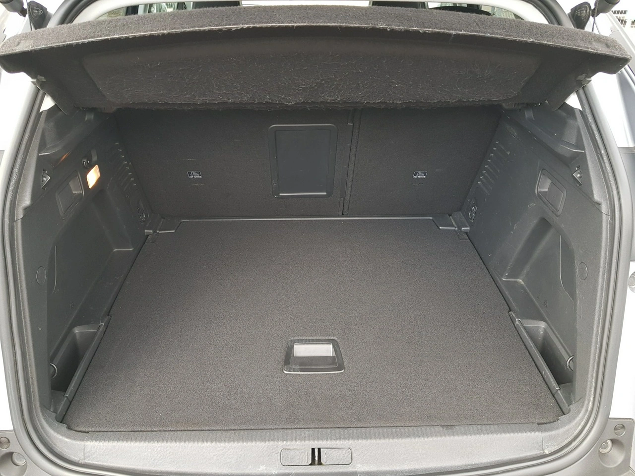Peugeot 3008 - Zdjęcie 13