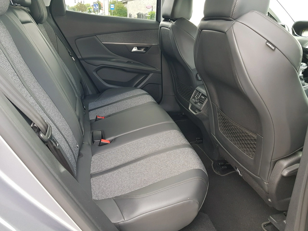 Peugeot 3008 - Zdjęcie 15