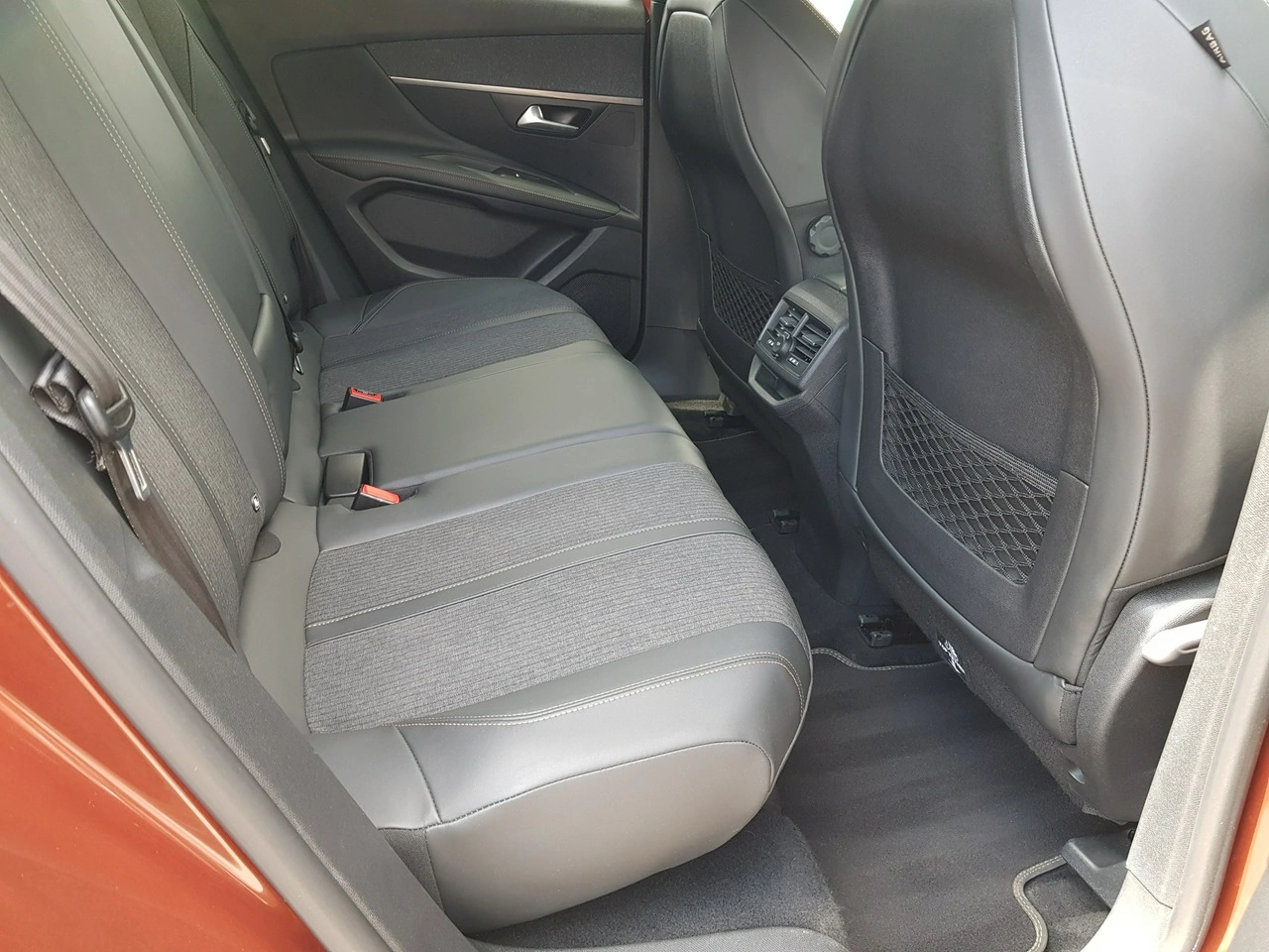 Peugeot 3008 - Zdjęcie 15