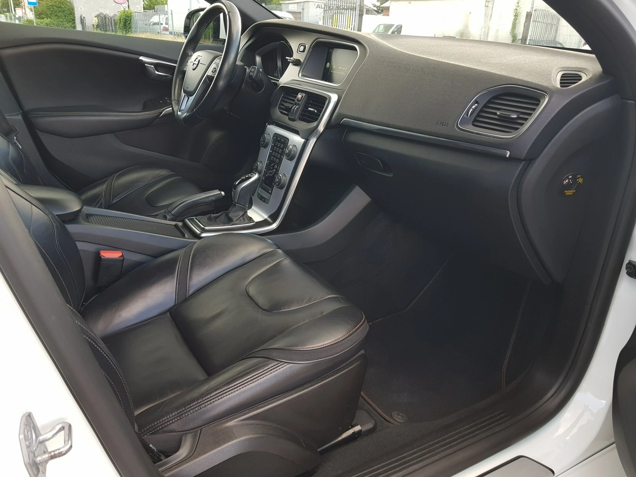 Volvo V40 - Zdjęcie 16