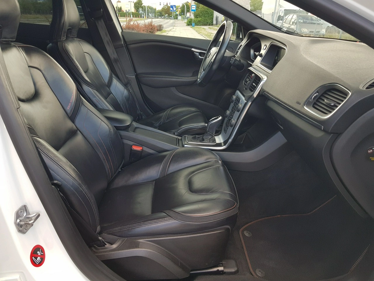 Volvo V40 - Zdjęcie 17