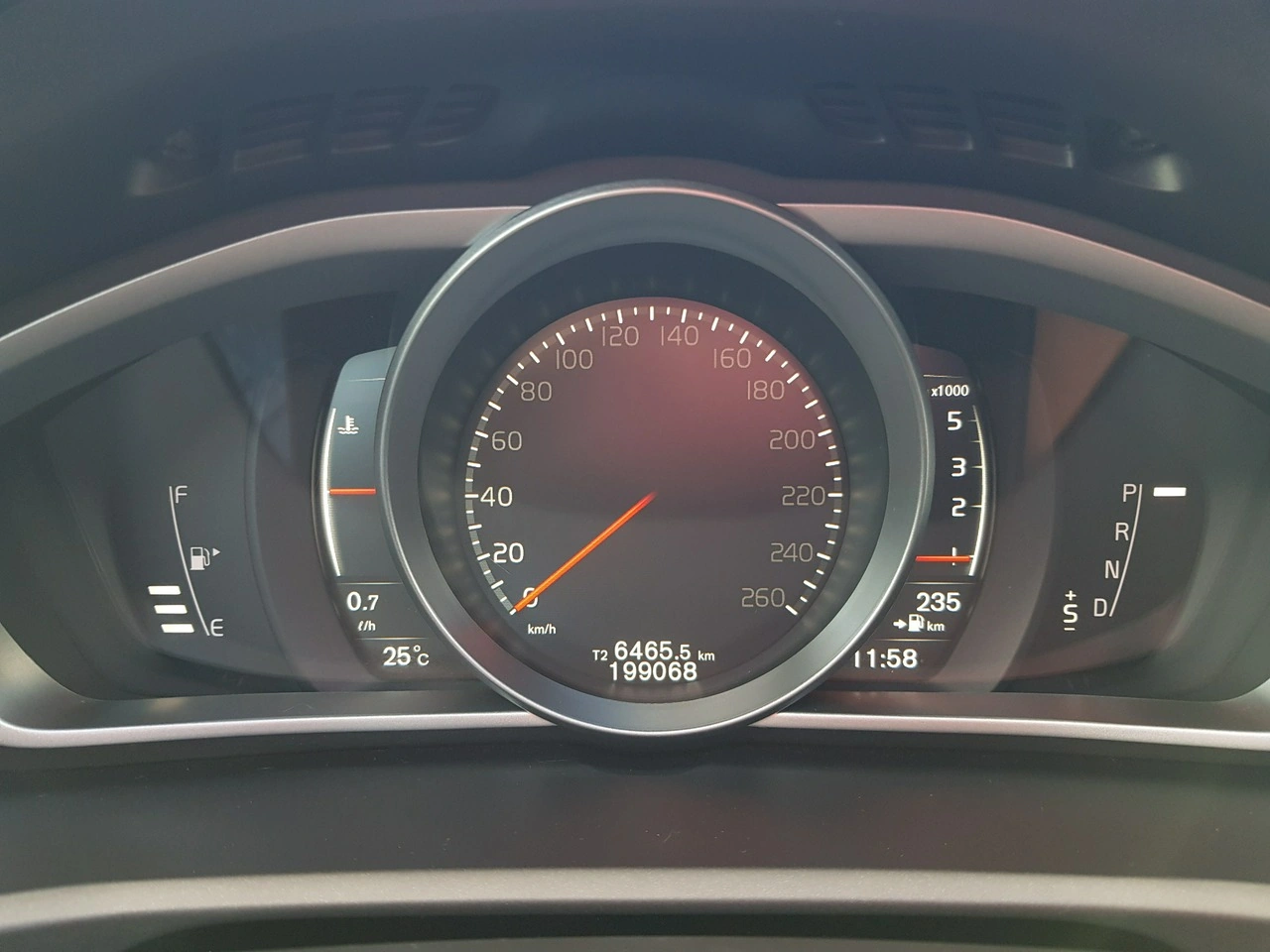 Volvo V40 - Zdjęcie 21