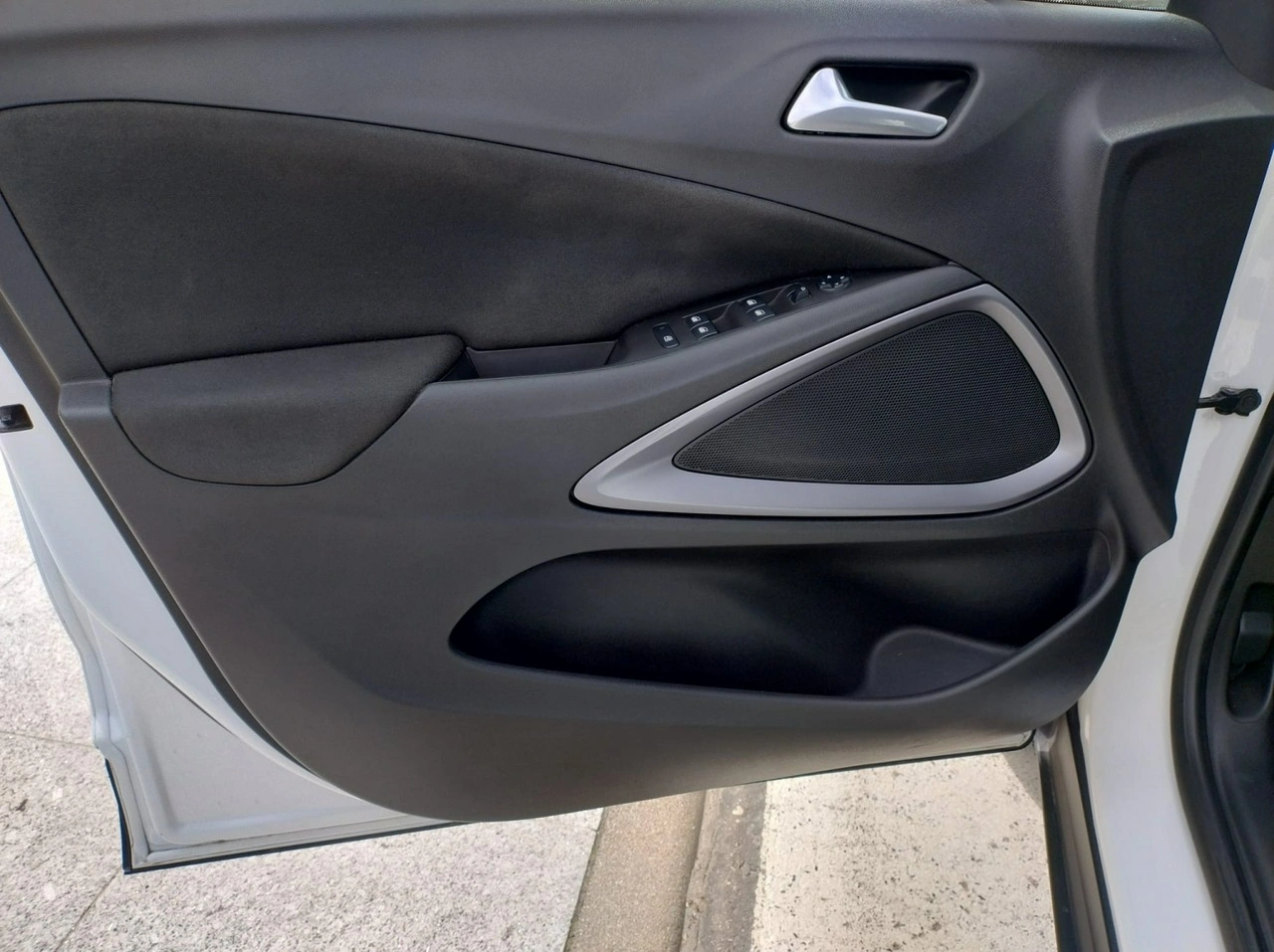 Opel Crossland - Zdjęcie 8