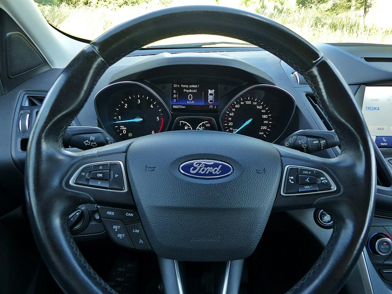 Ford Kuga - Zdjęcie 27